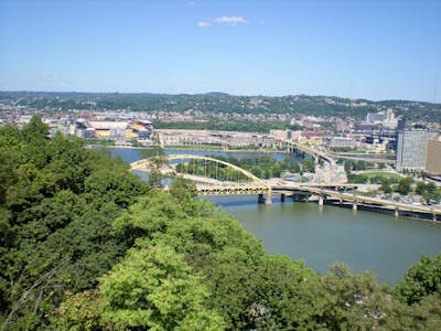 Photograph the City of Pittsburgh