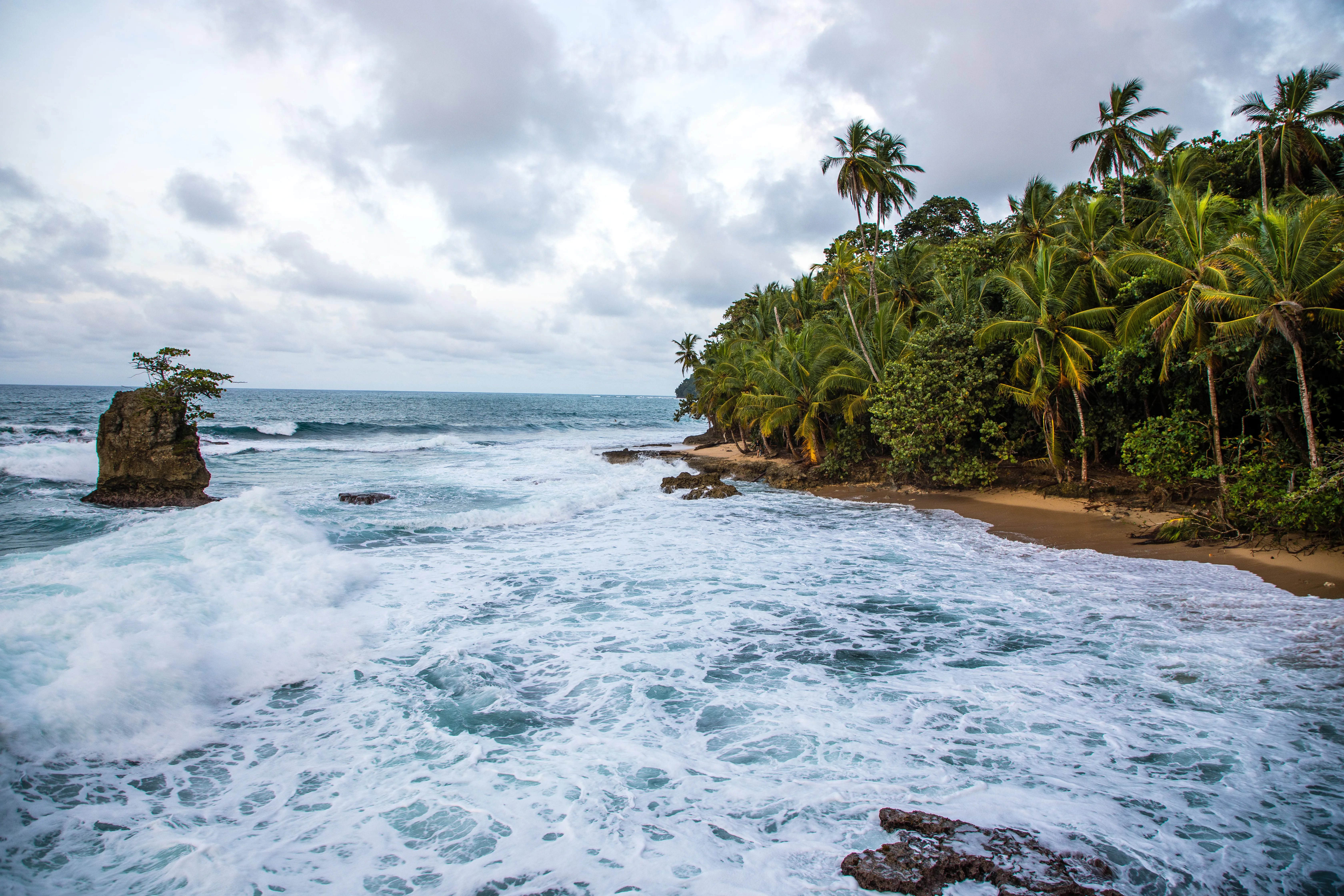 Walk Manzanillo Beach to Punta Manzanillo 
