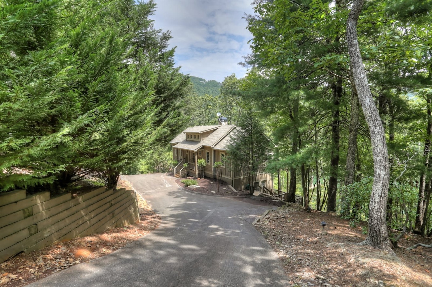 Photo of Lake Escape