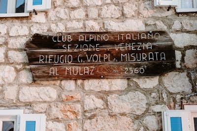 Hike from Passo San Pelligrino to Rifugio Mulaz