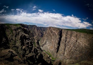 Hike to the Painted Wall