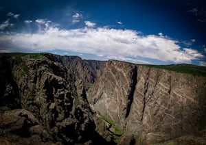 Hike to the Painted Wall