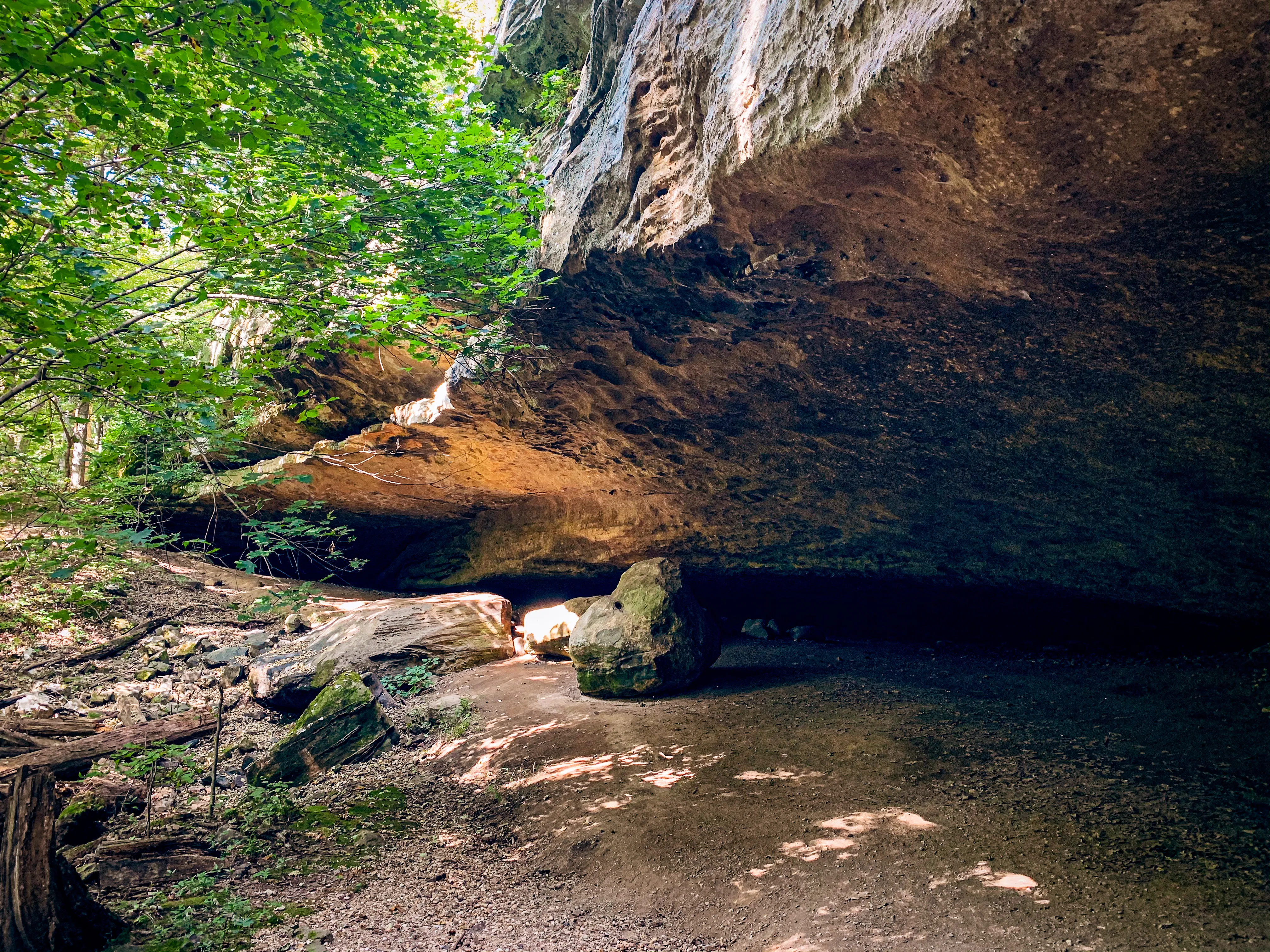Hike to Hawk's Cave