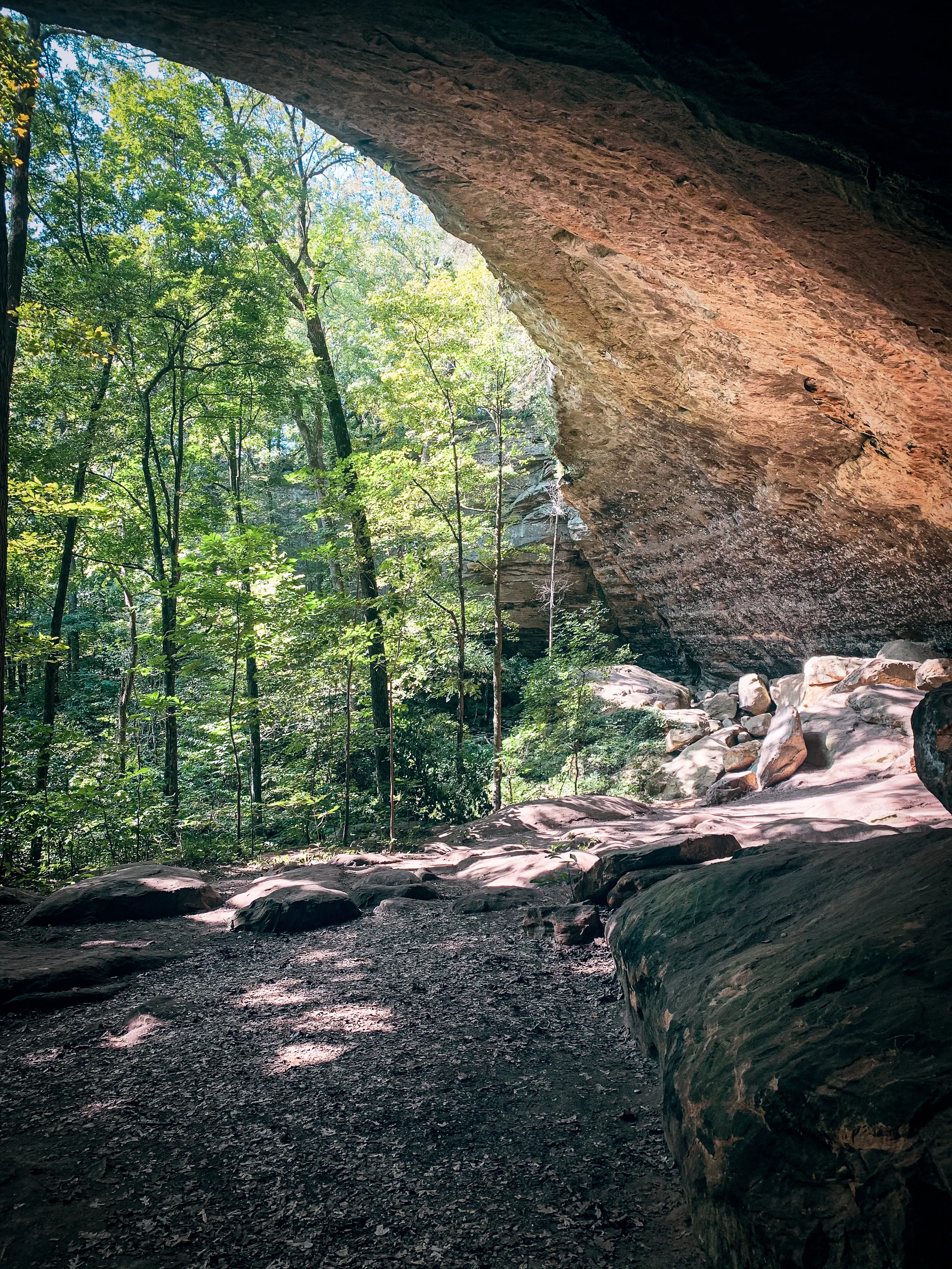 Hike to Hawk's Cave