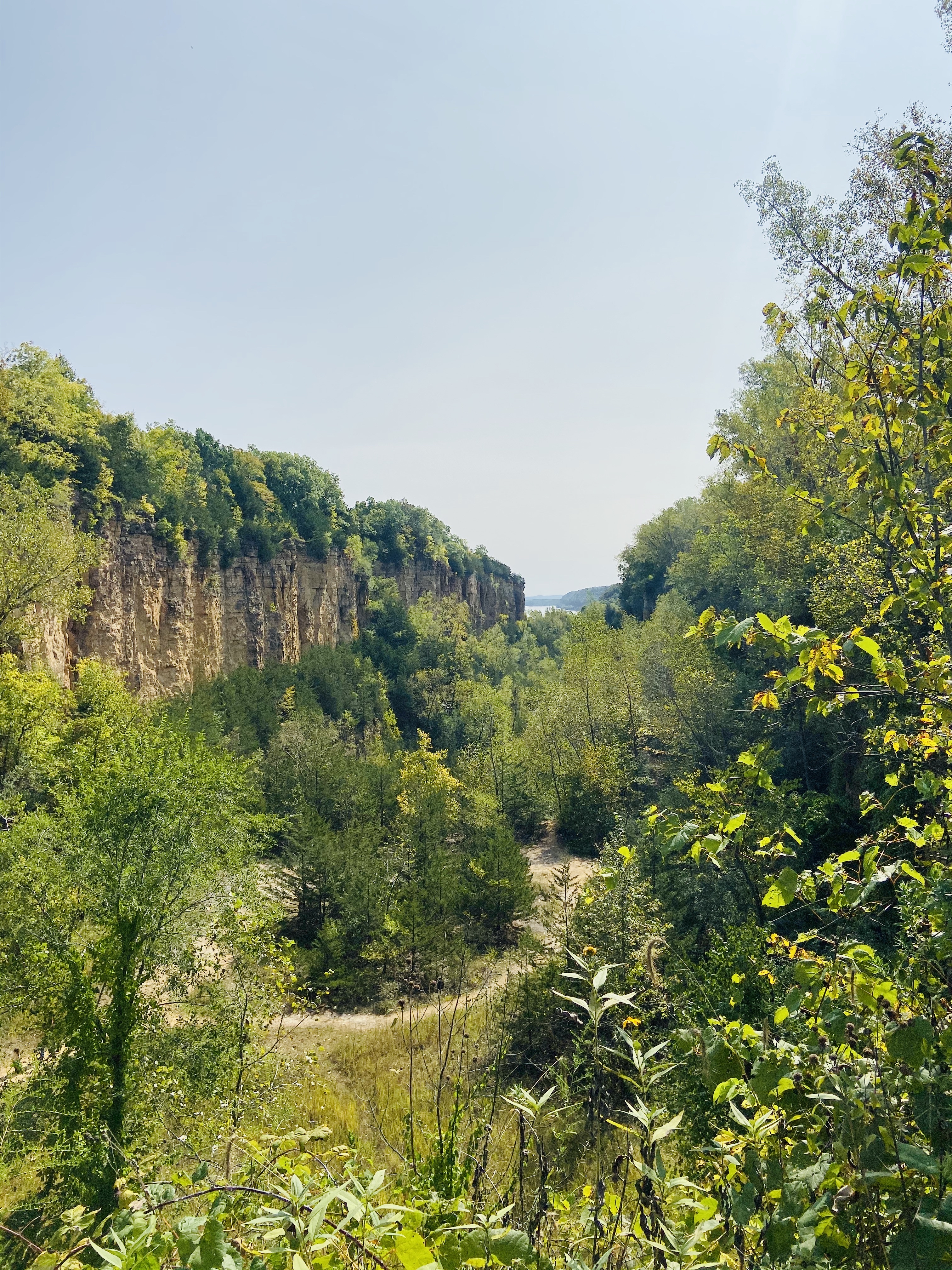 Hike the Horseshoe Bluff Trail 