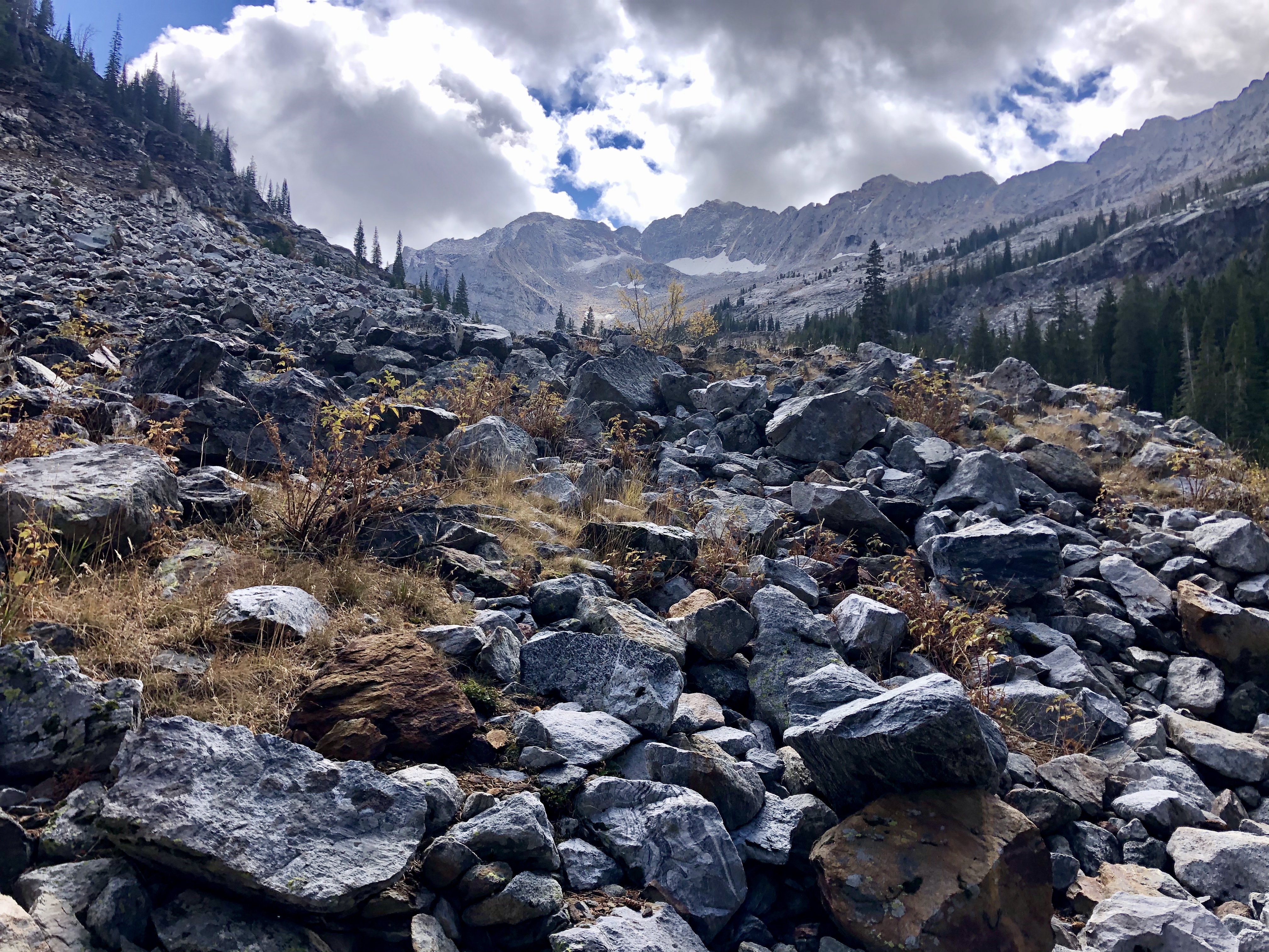 Hike to Kane Lake