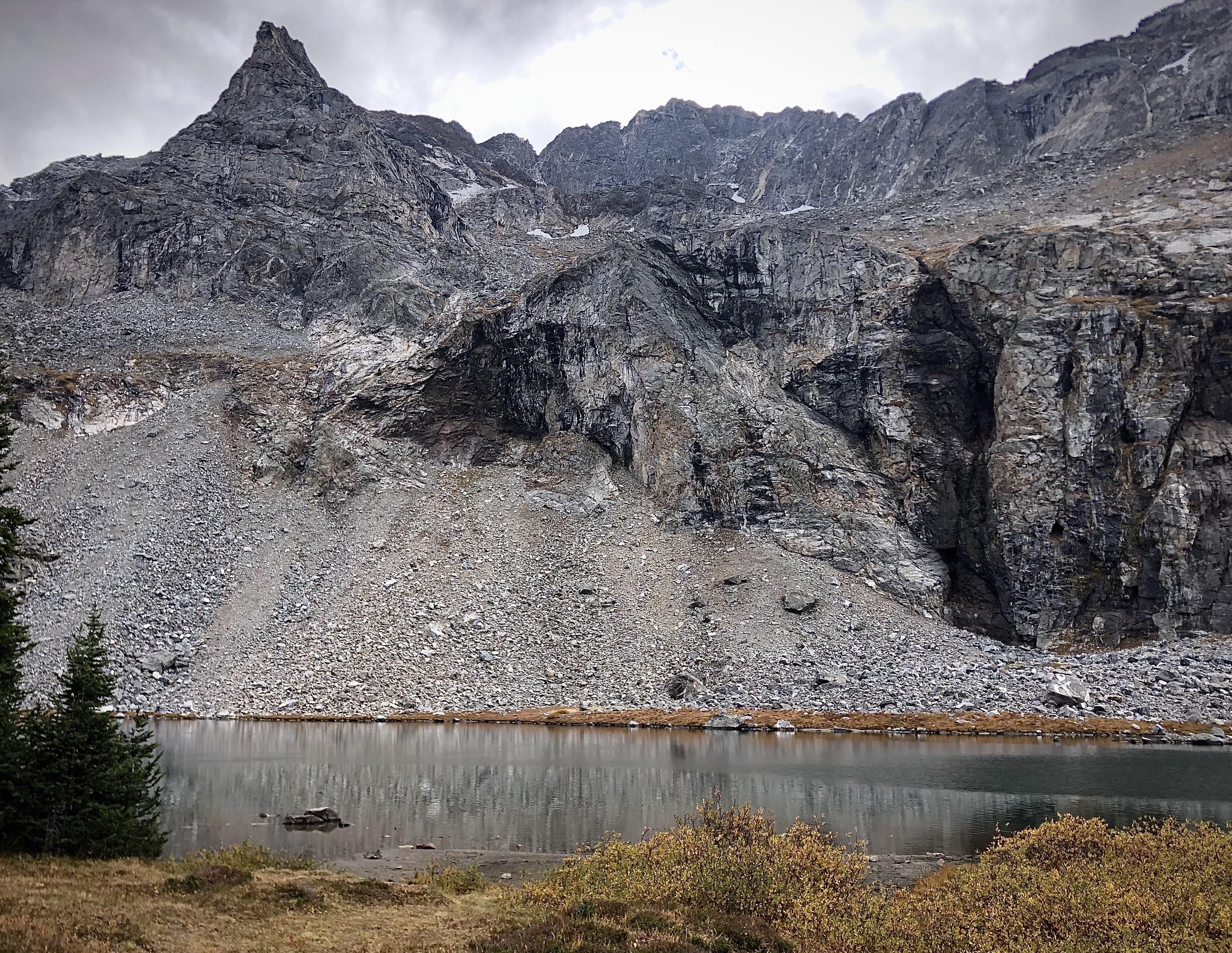Hike to Kane Lake