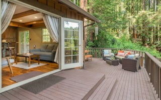 Redwood Retreat with Hot Tub & Wraparound Deck