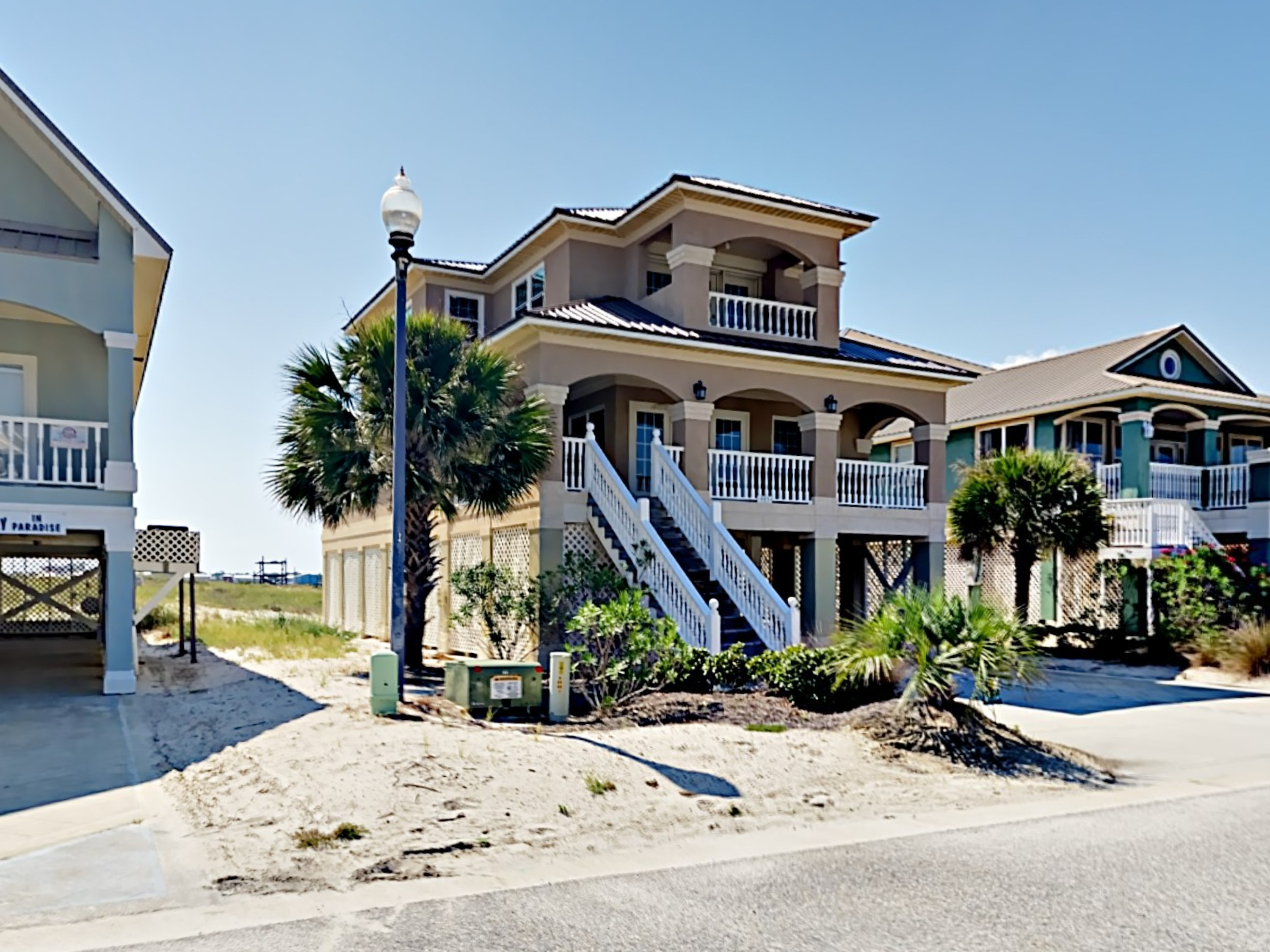 Photo of Pet Friendly Heritage Shores Beach House With Pool