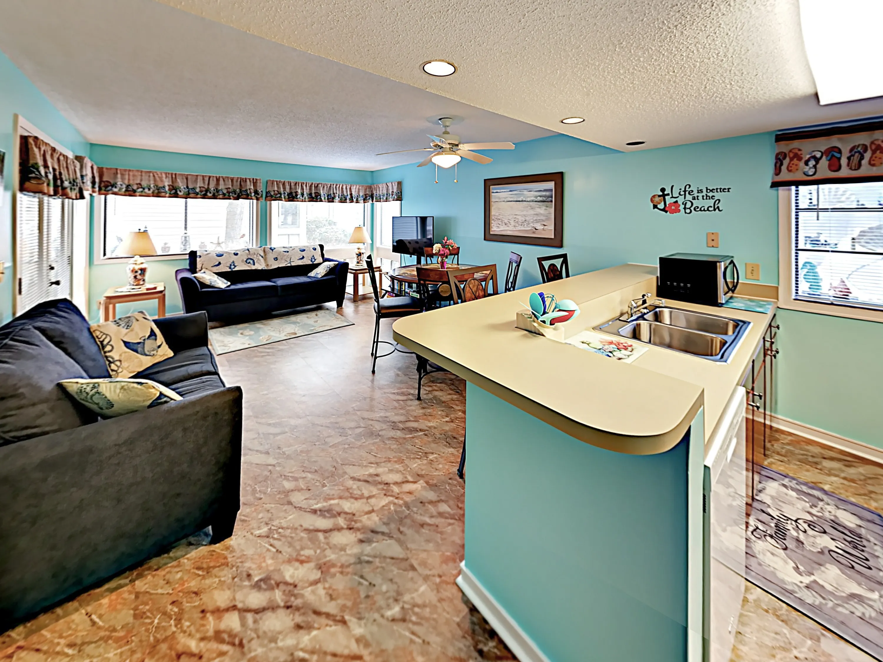 Photo of Cute Condo W/ Shared Pools, Hot Tub Near Beach