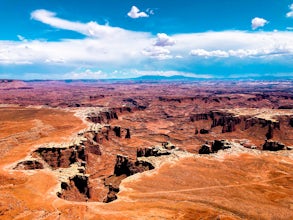 Hike the White Rim Overlook