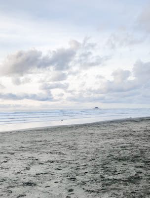 Explore the Oregon Coast at Wecoma Beach
