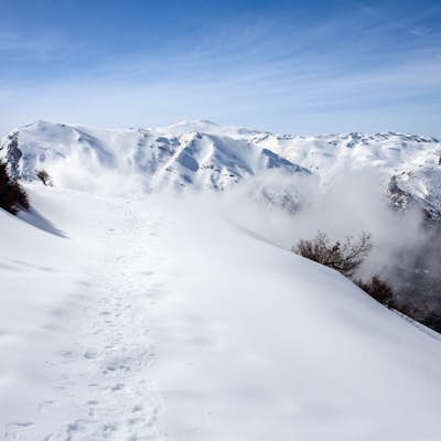 Snow Hike from Omalos to Kalergi Mountain Shelter