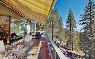 Luxury Retreat | Panoramic Lake & Mountain Views