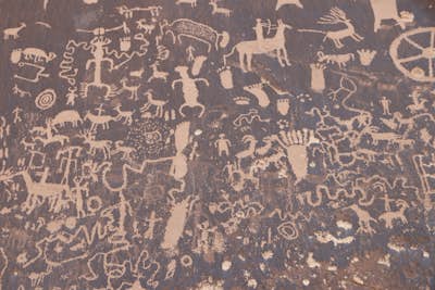 Explore the Newspaper Rock Ancient Petroglyphs 