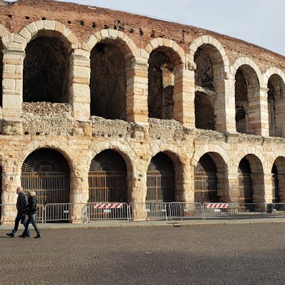 Explore Verona Arena