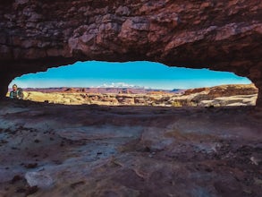 Backpacking in the Needles District of Canyonlands