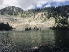 Hike to Goodwin Lake 