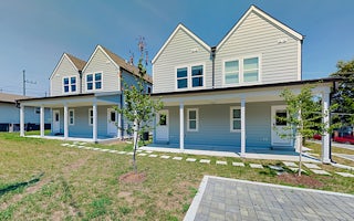 Watkins Getaway | 4 Townhomes | Central Location