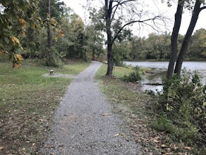Arrowhead Lake Trail