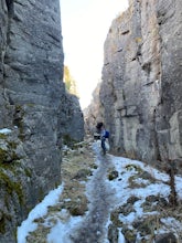 Crack-in-the-Ground Trail