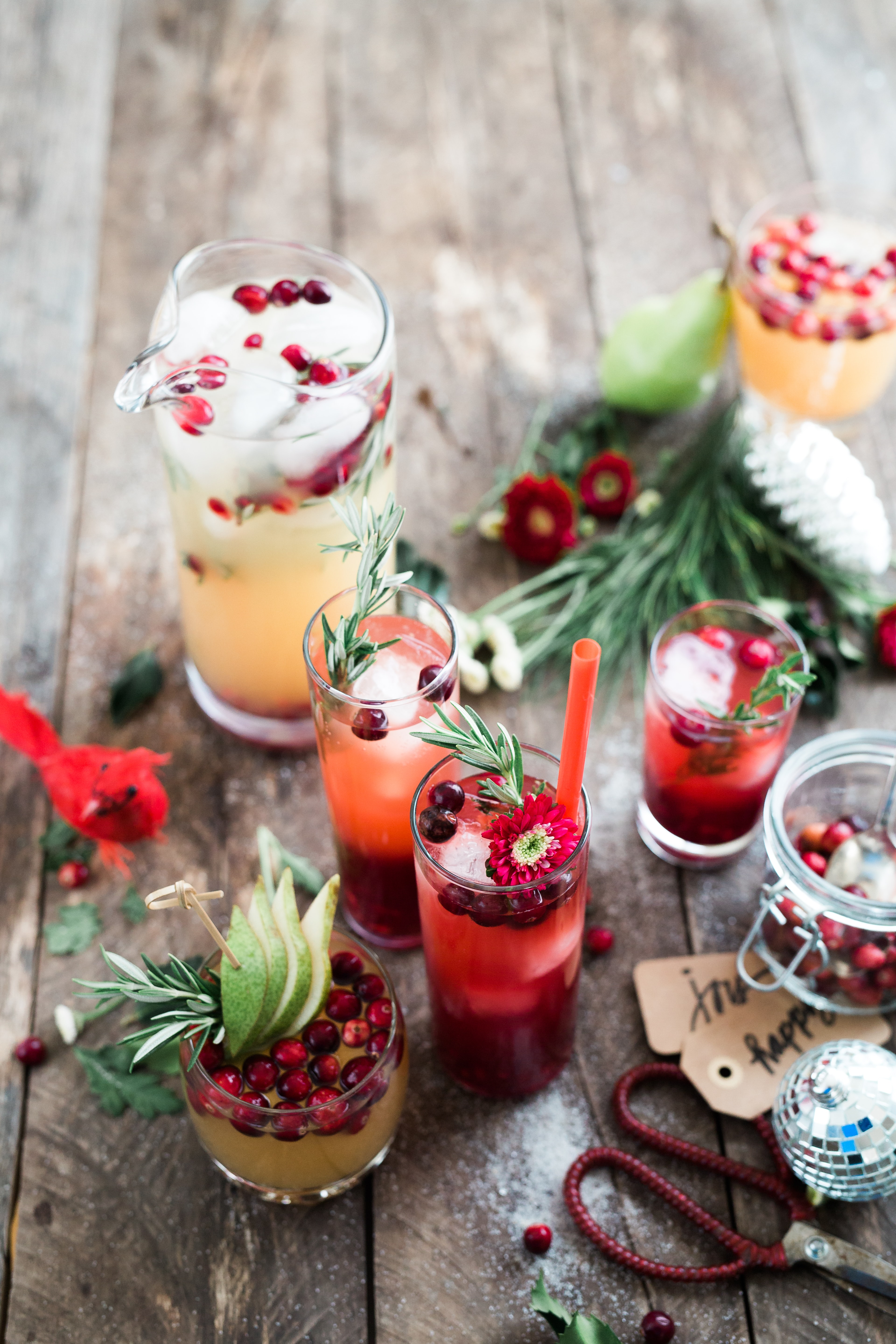 Festive Cocktails And Mocktails For Your Holiday Gathering