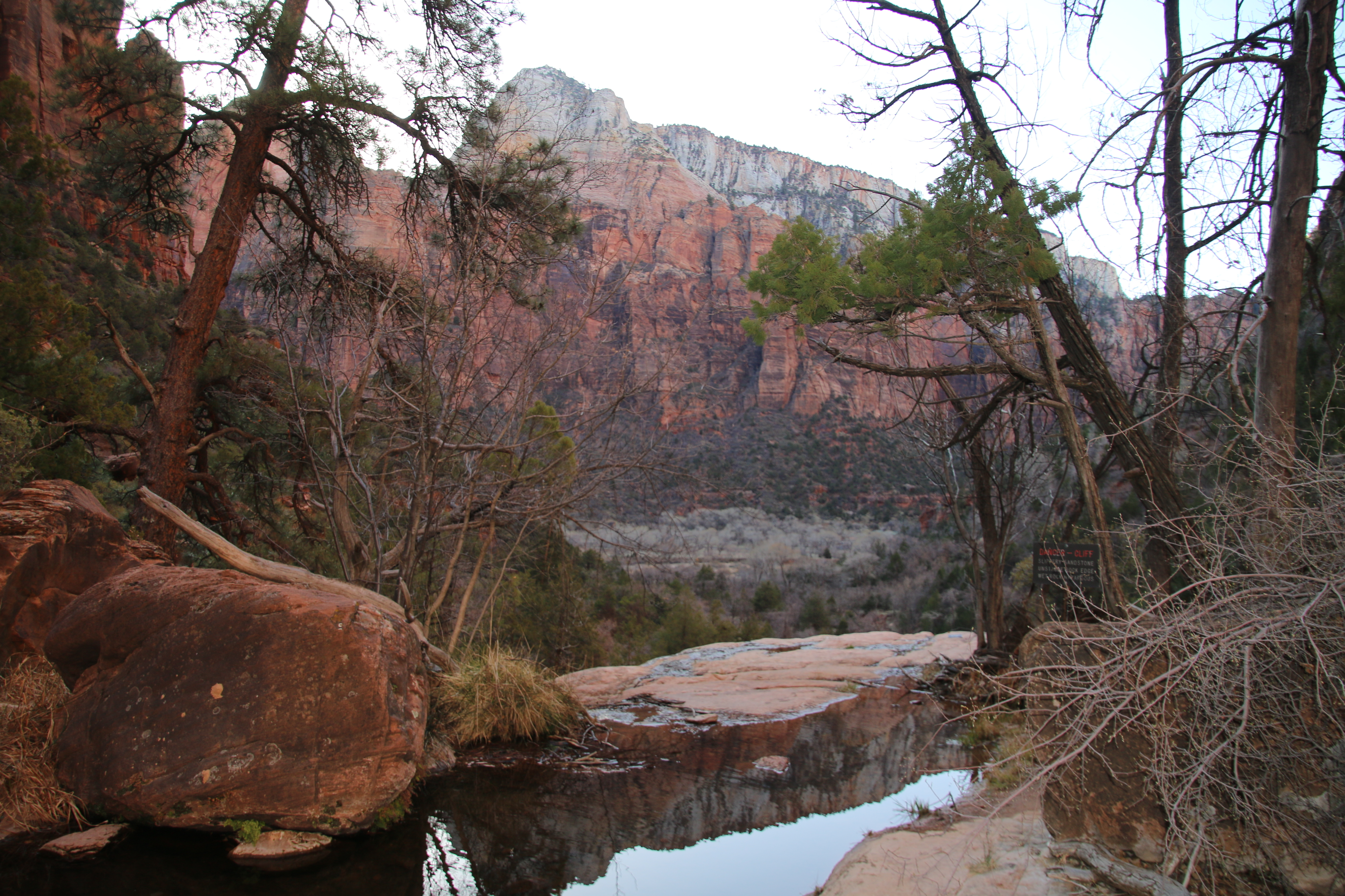 Lower Emerald Pool Trail