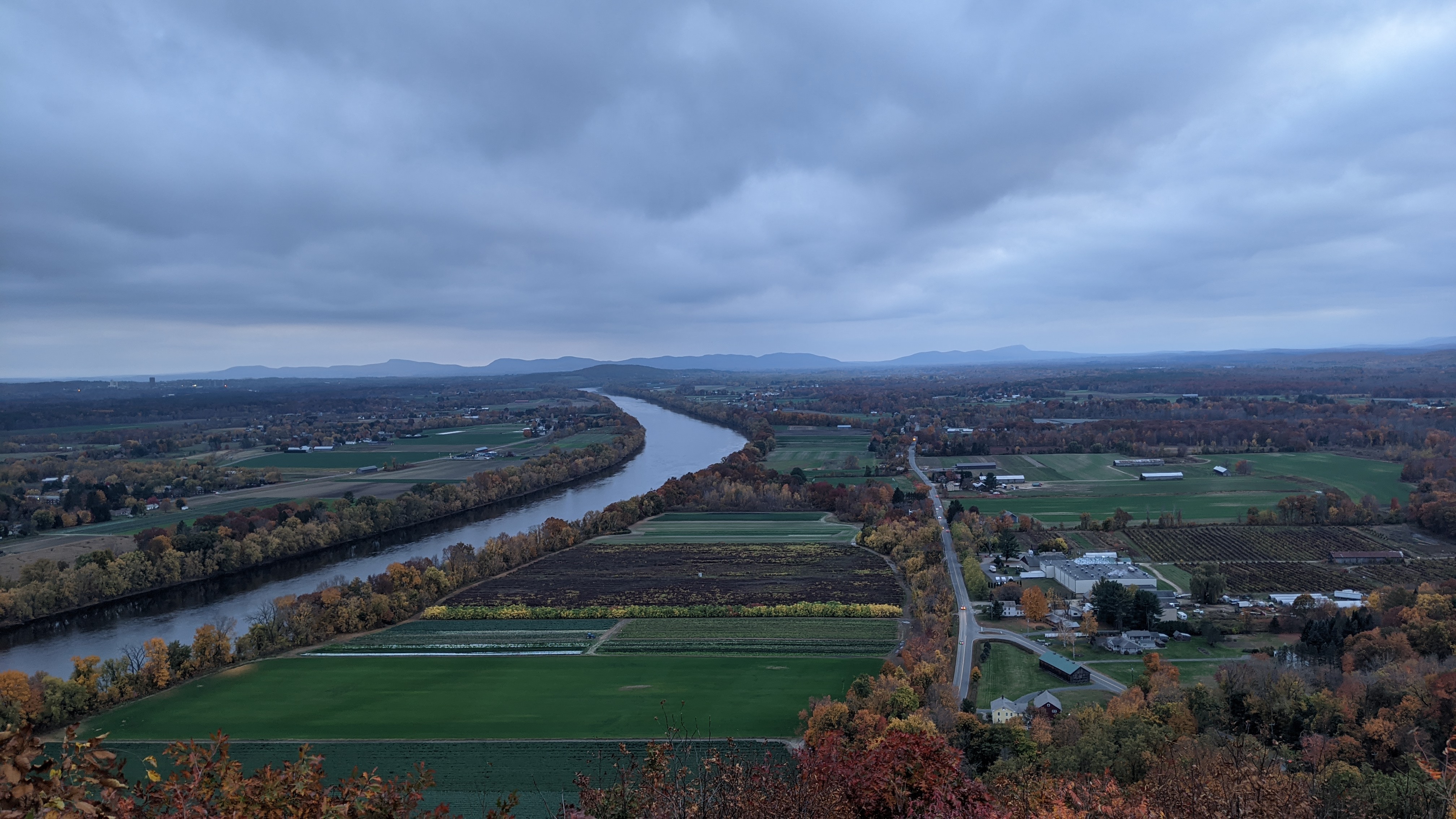 South Sugarloaf Trail