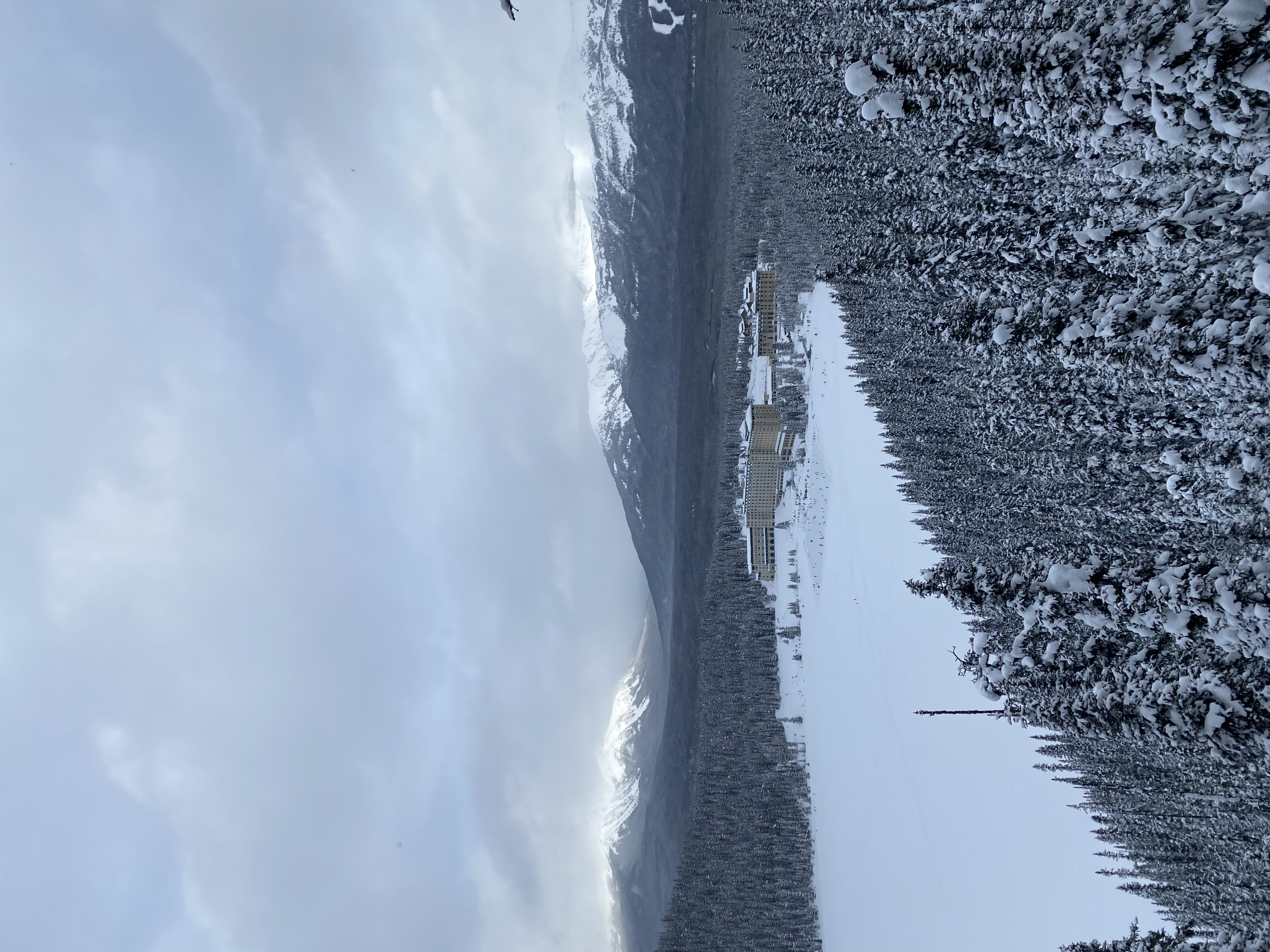 Hike to the Lake Louise Overlook