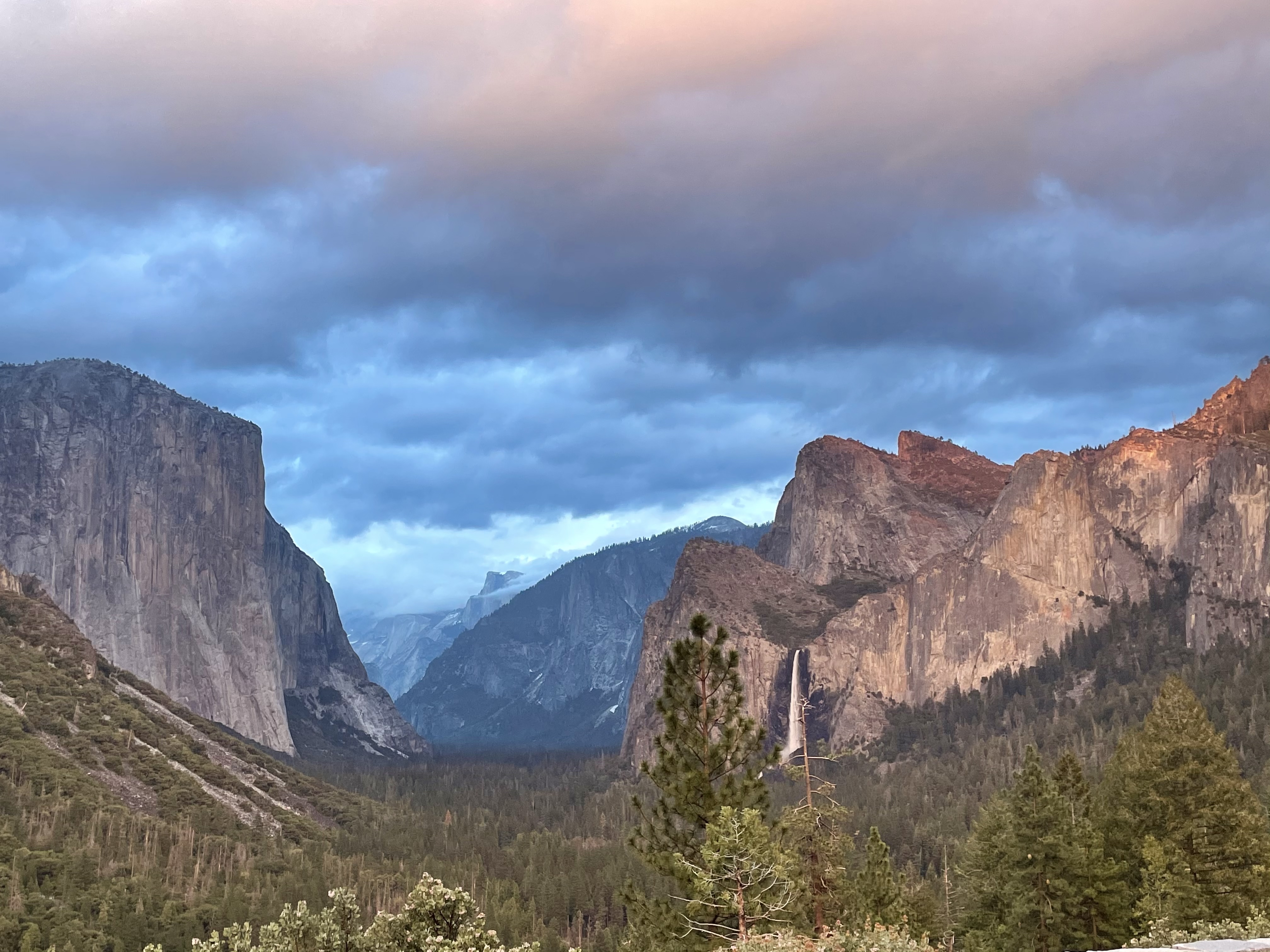 Photograph Yosemite's Tunnel View