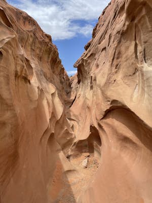 Peek-a-Boo and Spooky Canyons