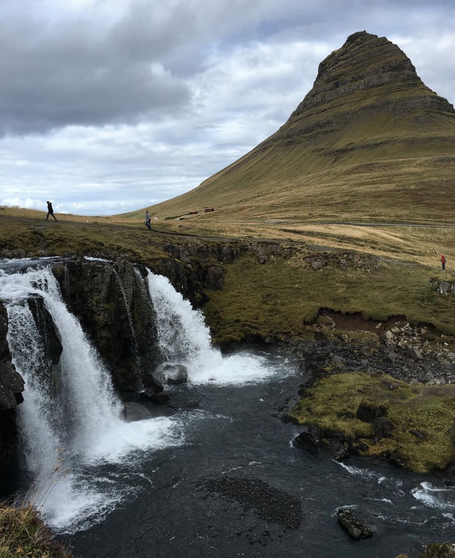 Kirkjufell and Kirkjufellsfoss