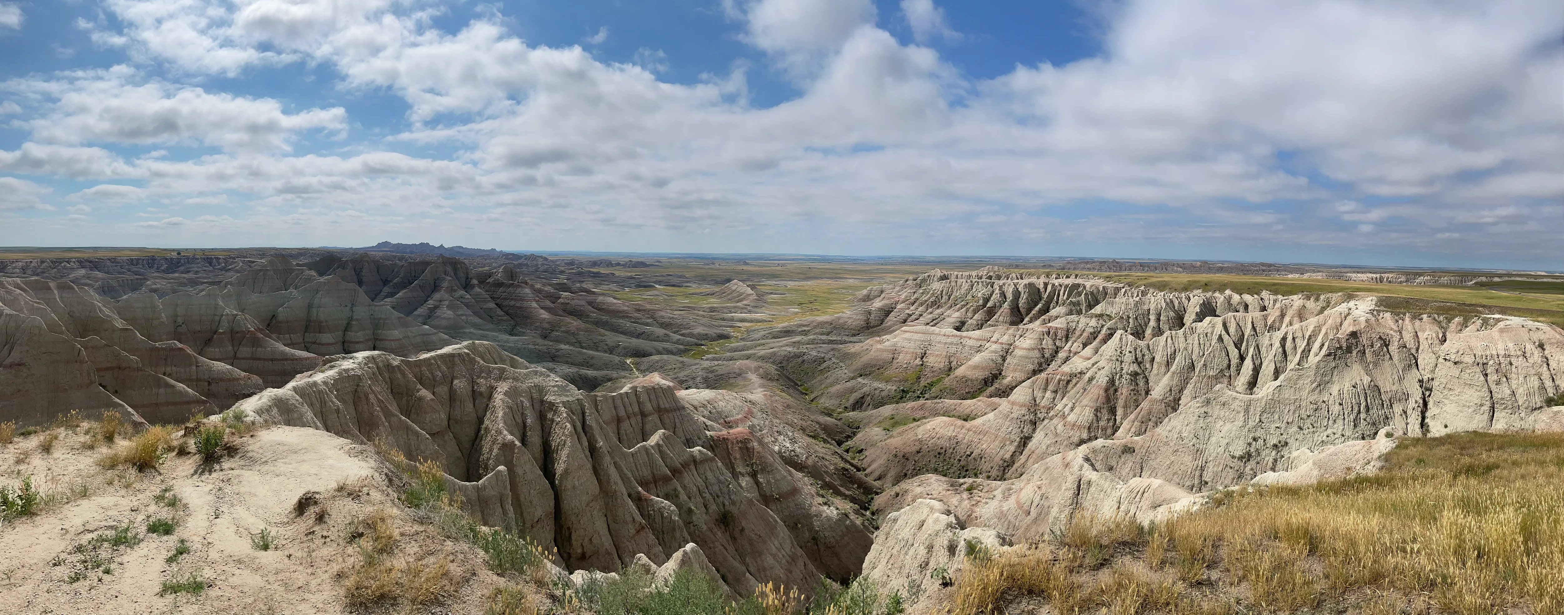 Drive the Sage Creek Rim Road