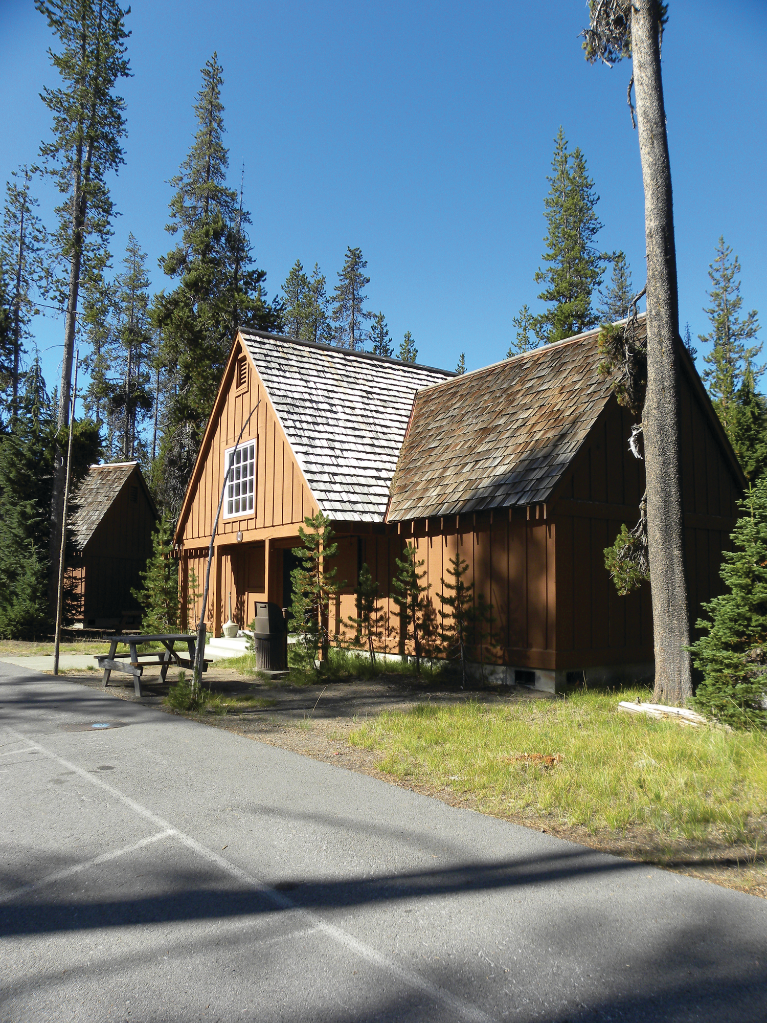 Crater Lake Cabins
