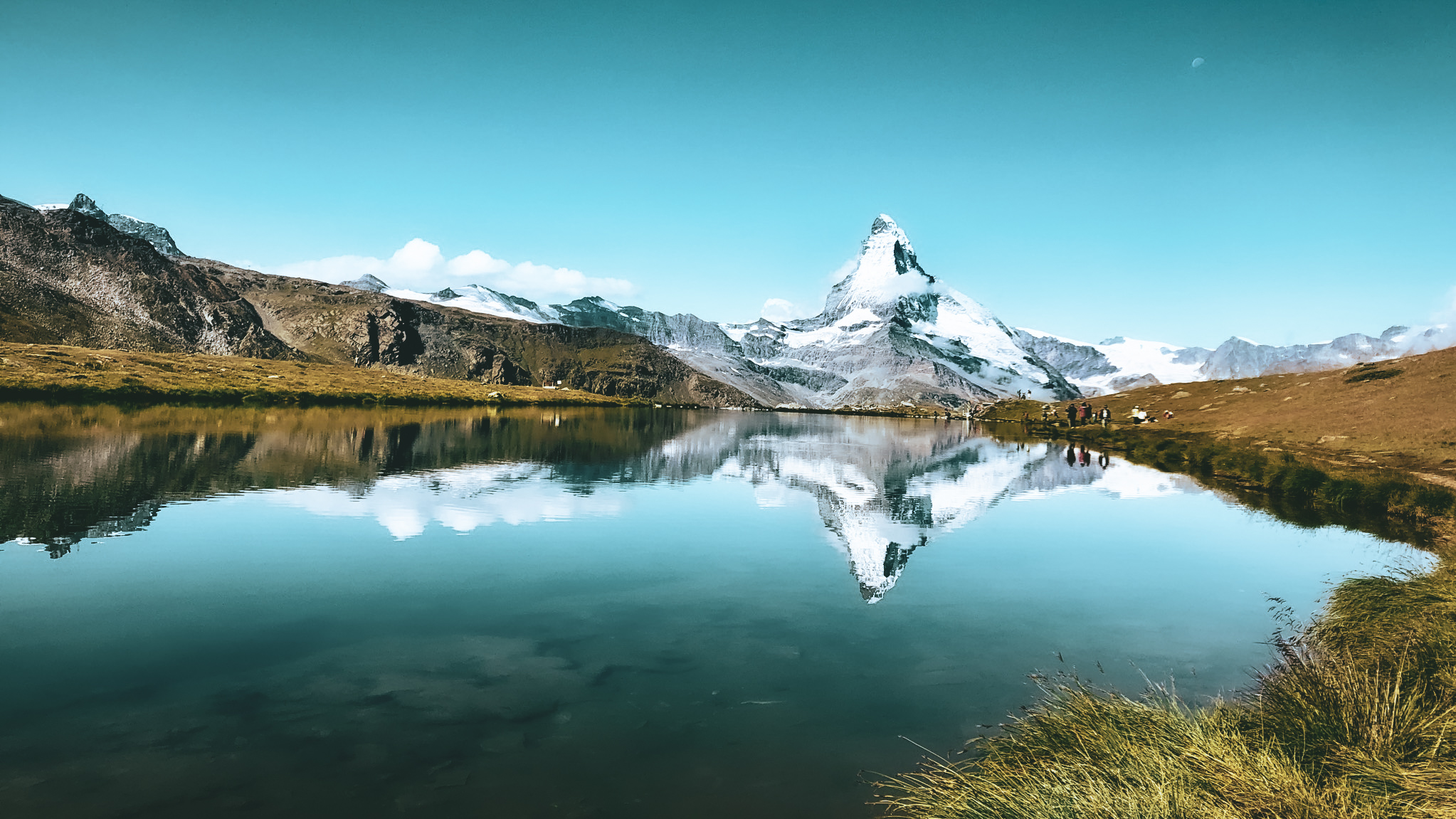 Photograph the Matterhorn