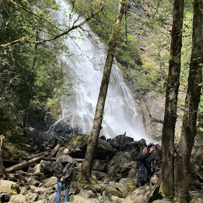 Short Hike to Rocky Brook Falls