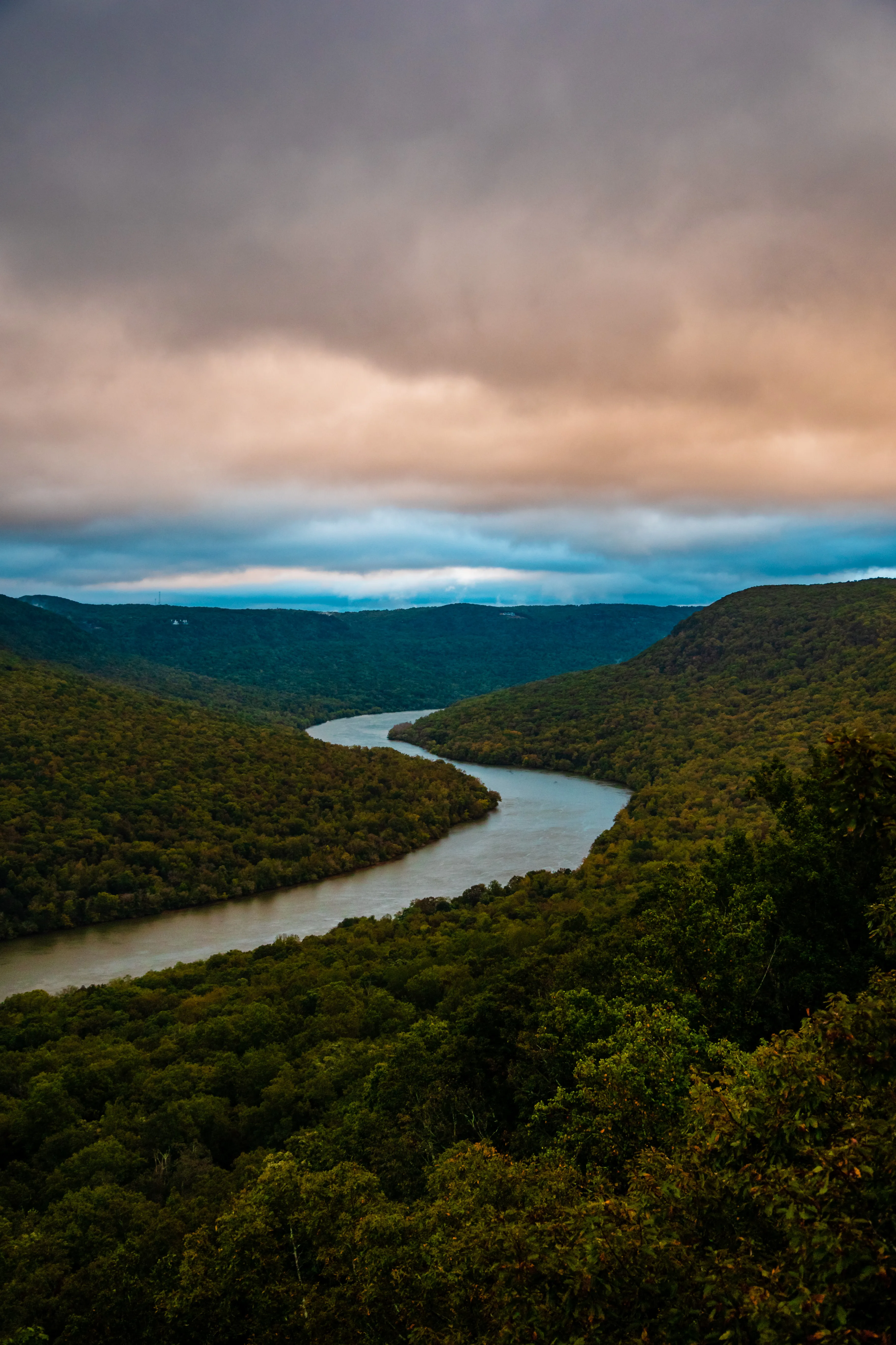 Snoopers Rock Trail