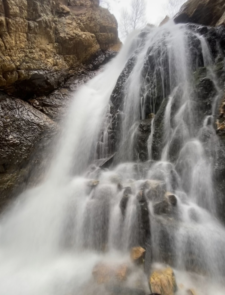 Hike Heughs Canyon (Olympus Waterfall)