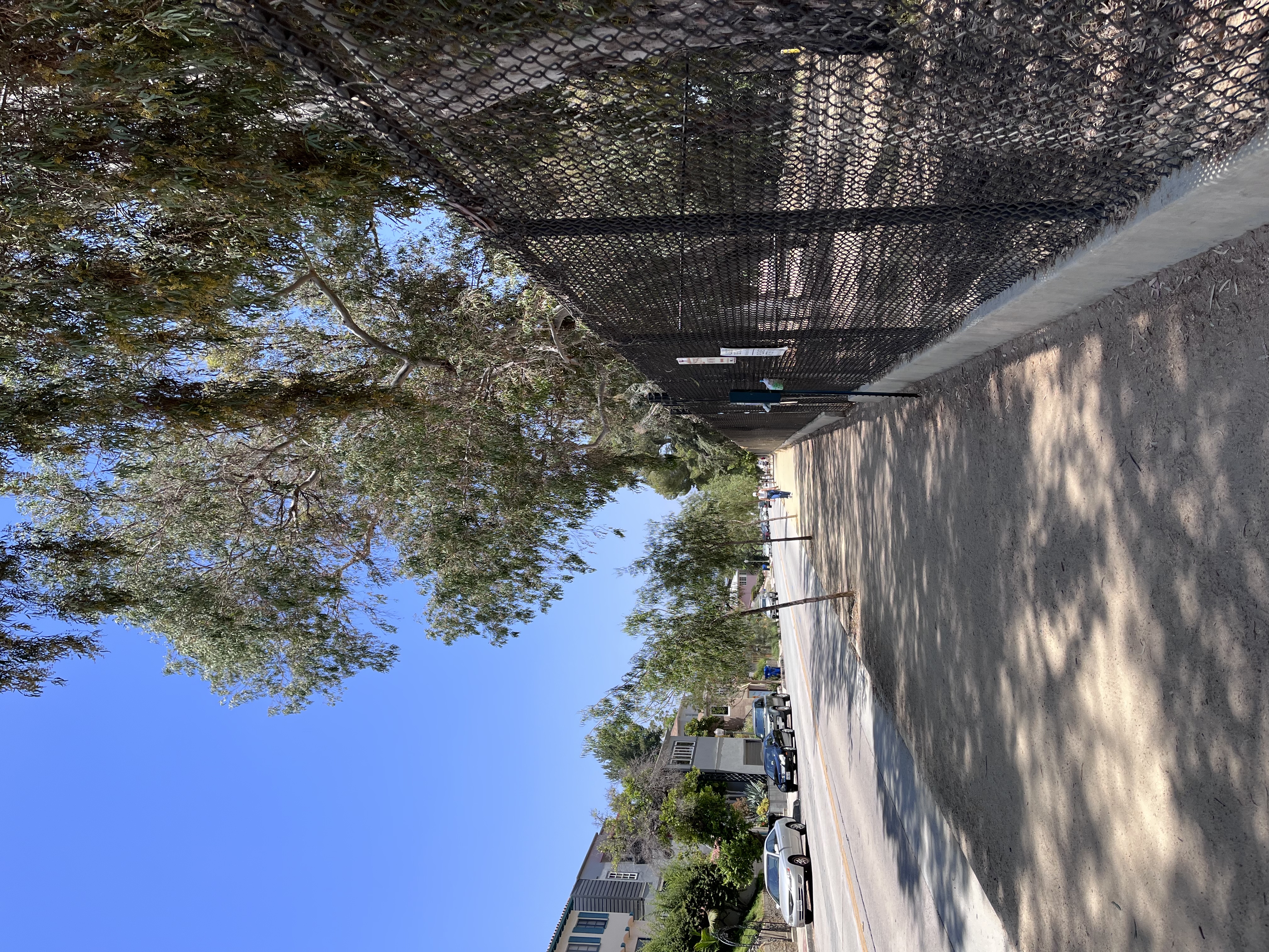 Silver Lake Reservoir Trail