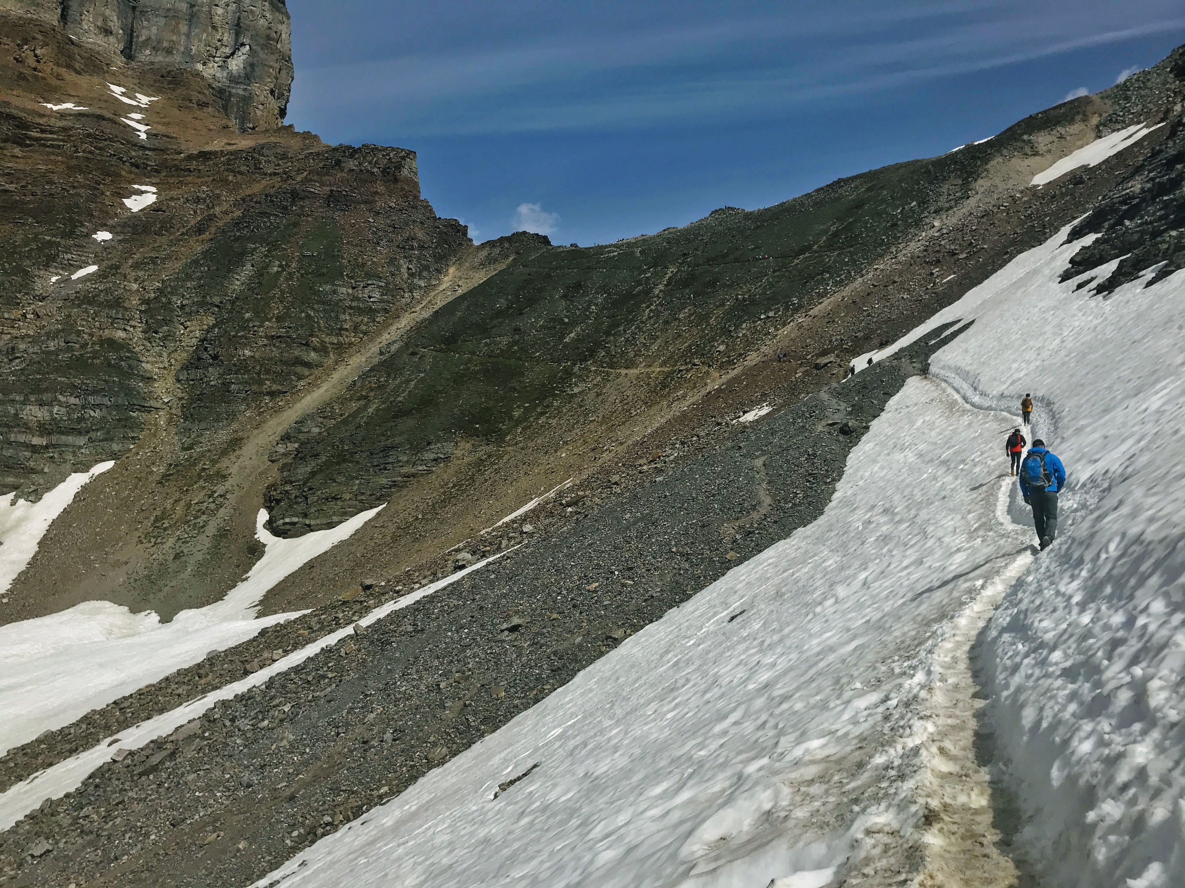 Sentinel Pass: Larch Valley to Paradise Valley