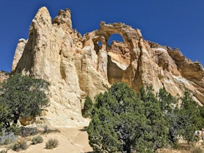 Grosvenor Arch Trail