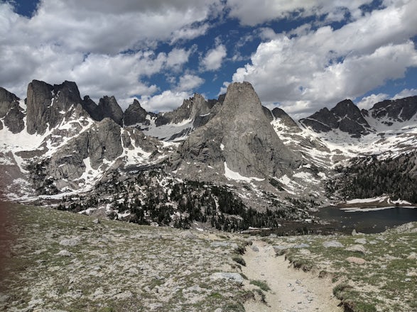 6 Best Wind River Range Backpacking Trails – Bearfoot Theory