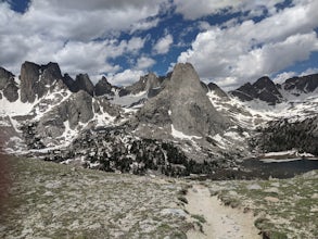 Cirque of the Towers to Fremont Trail Loop