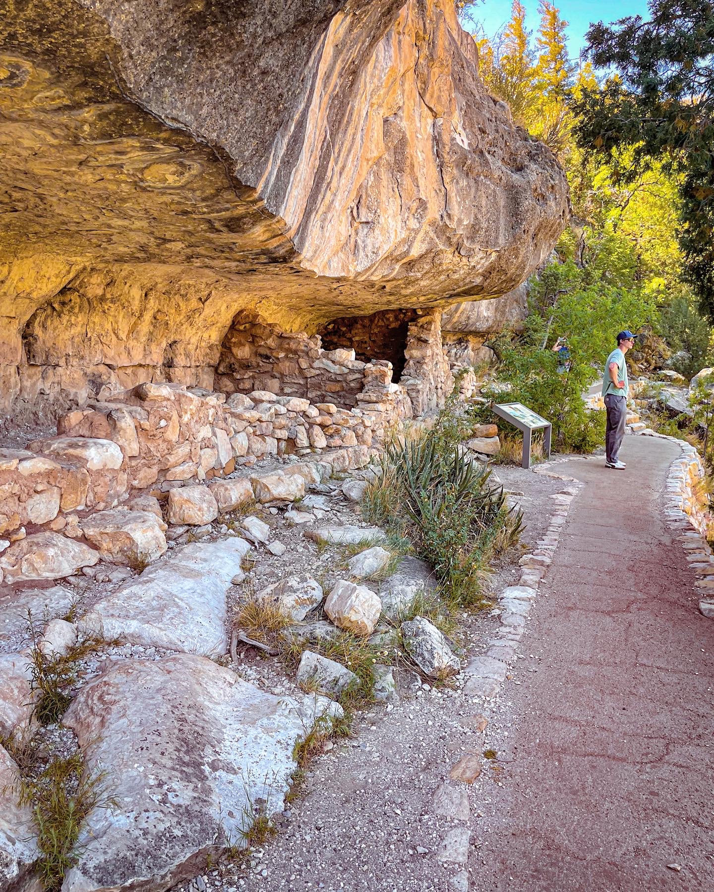Hike the Island Trail, Walnut Canyon