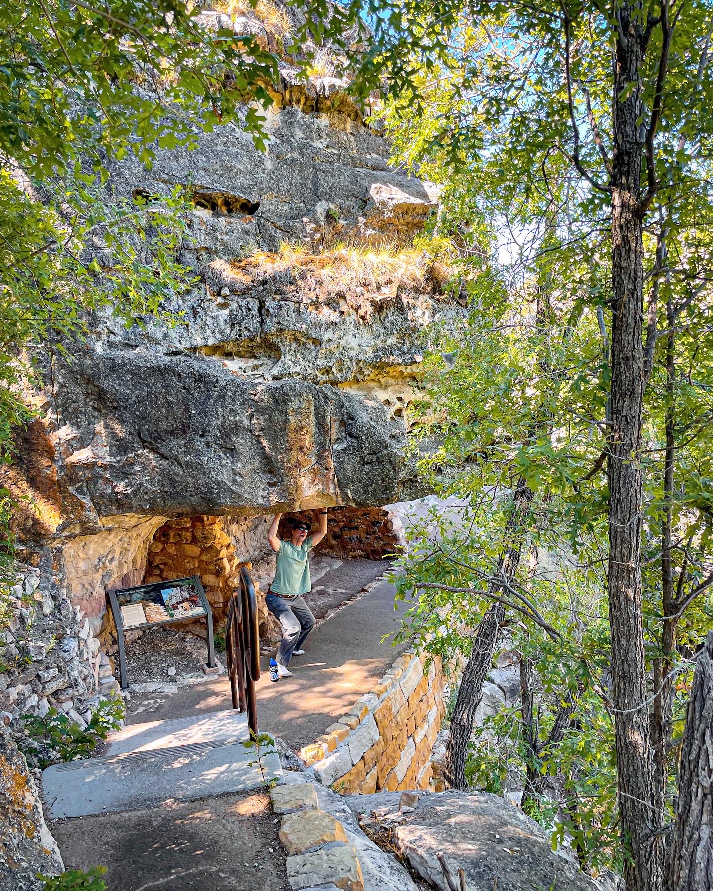 Hike the Island Trail, Walnut Canyon