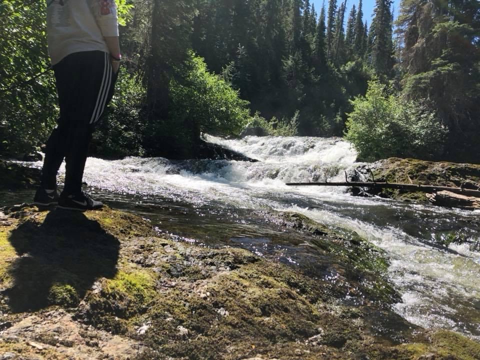 Hike to War Falls