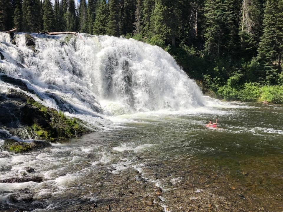 Hike to War Falls