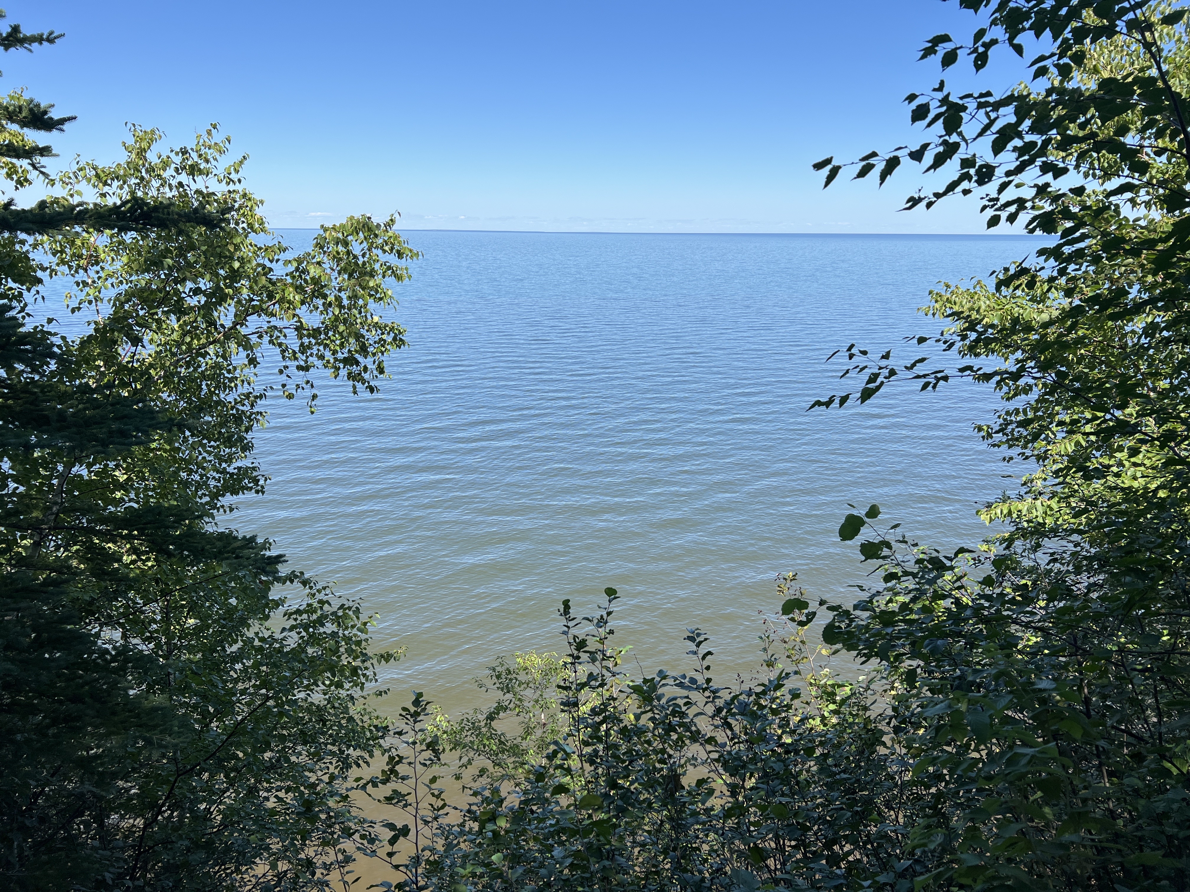 Hike to Superior Falls