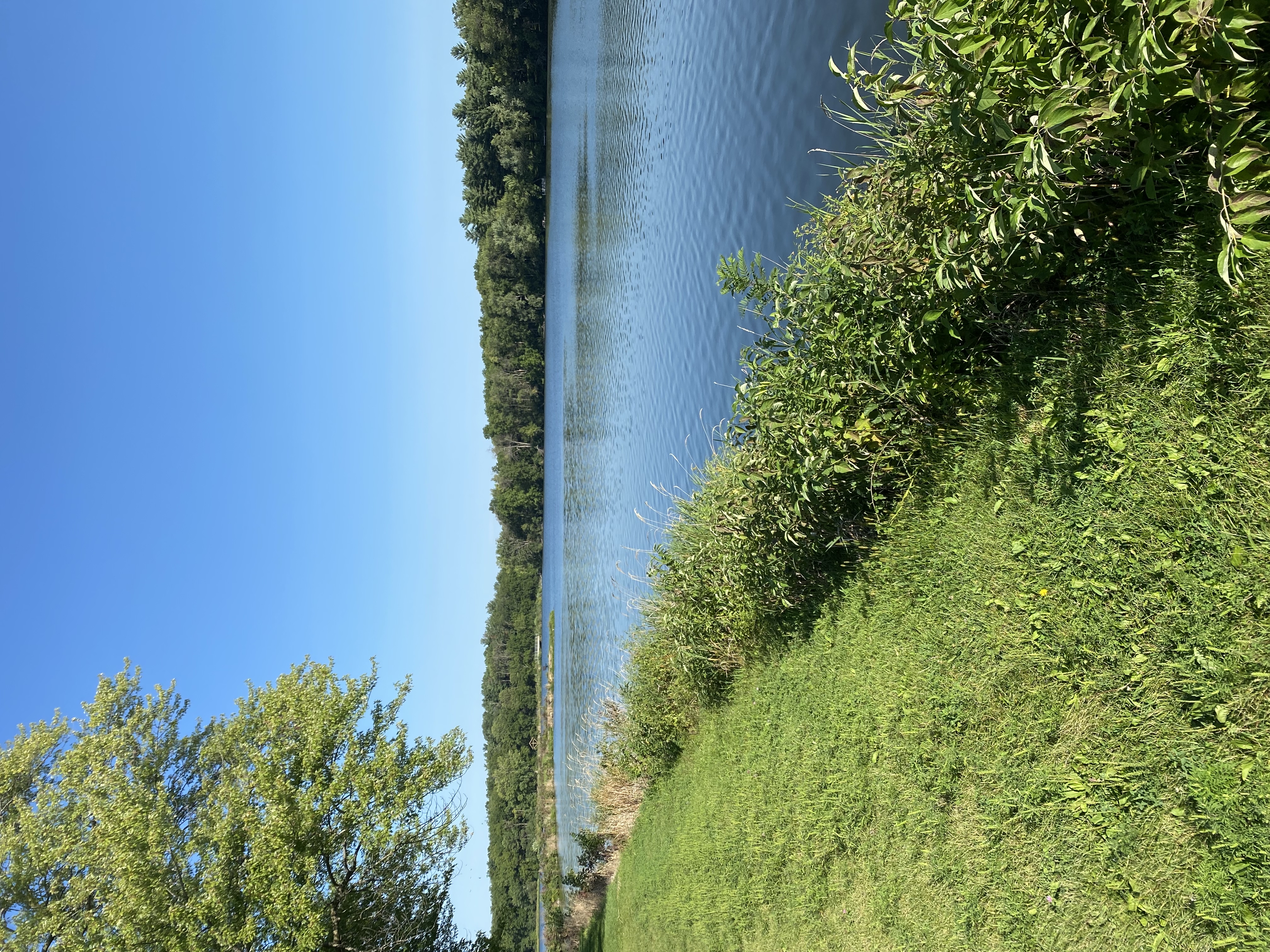 Hike Beeds Lake Trail