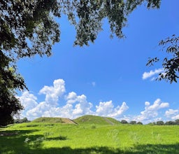 Etowah Indian Mounds Interpretive and River Walk Trails